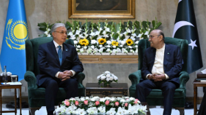 Memleket basshysy Pákistan Prezıdenti Asıf Alı Zardarımen kelissóz júrgizdi