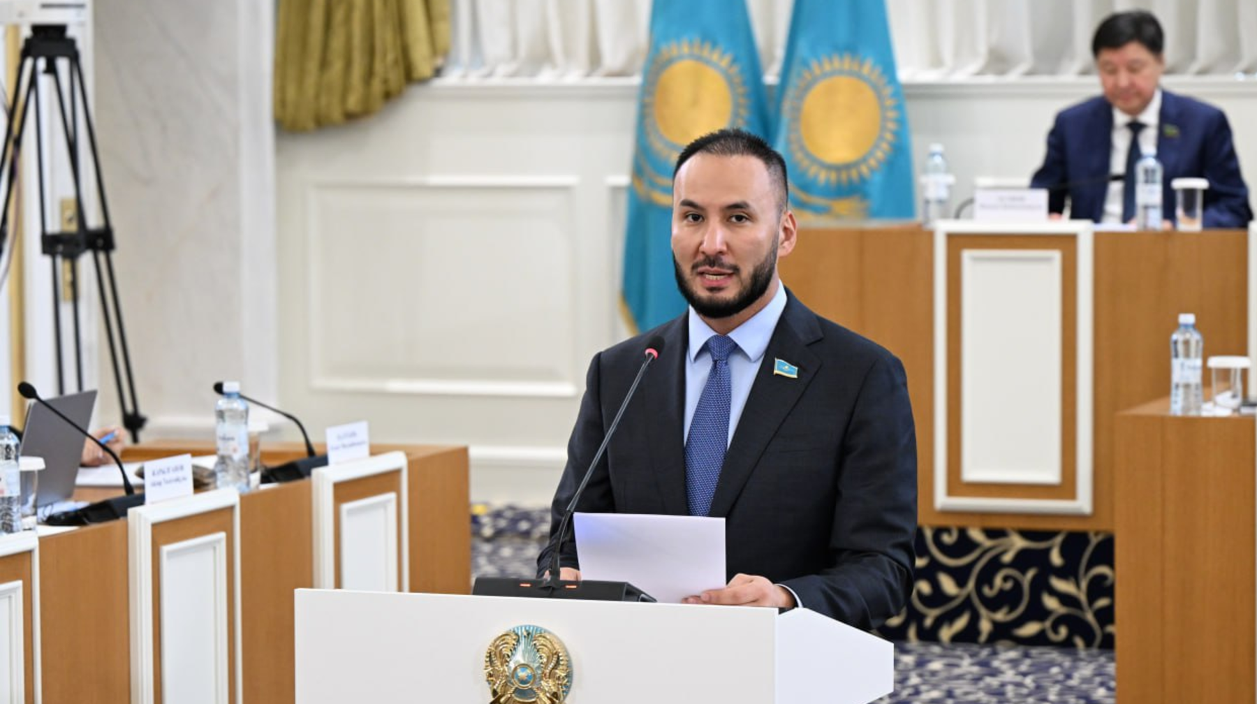 «Respubliсa» партиясы жаңа Конституция жобасын қолдады 