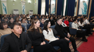 Almatylyq stýdentter men oqytýshylar el damýyna qatysty bastamalardy talqylady