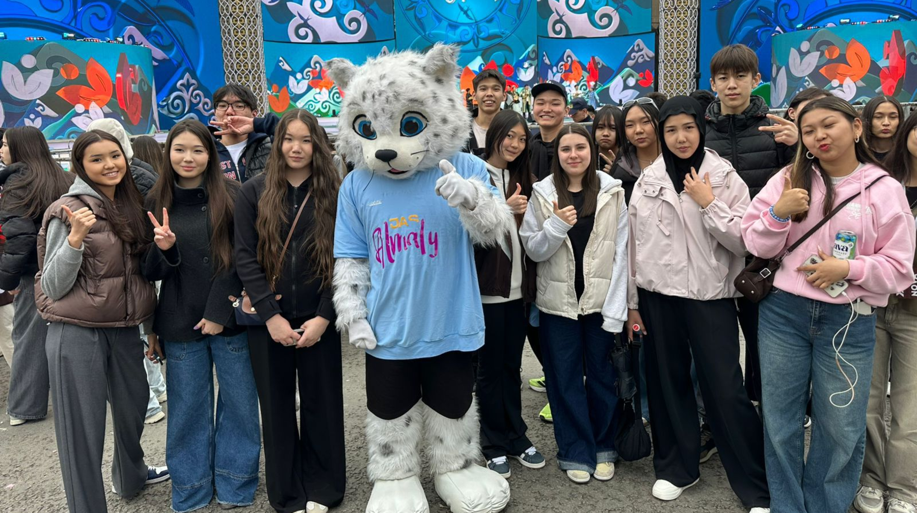 Naýryznama: molodój Almaty provela konsert ı fleshmob v chest«Tazarý kúni»