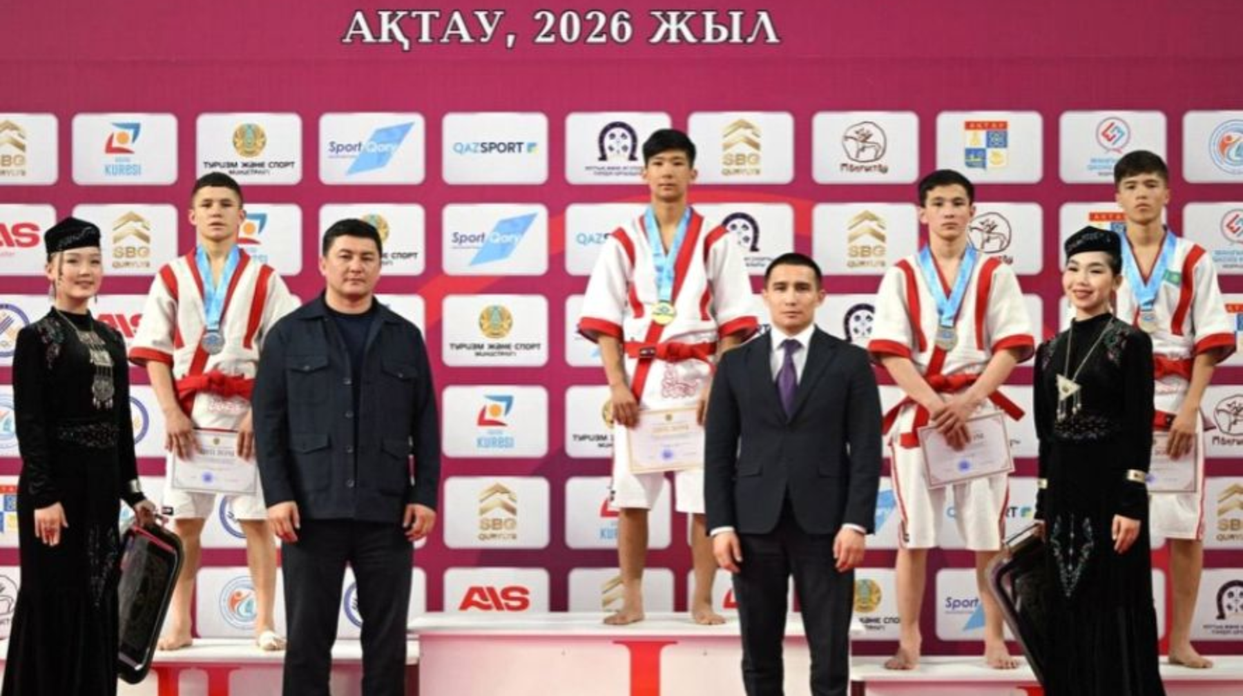 «Qazaq kúresi» demalys ortalyǵynyń tárbıelenýshisi Qazaqstan chempıonatynyń júldegeri atandy