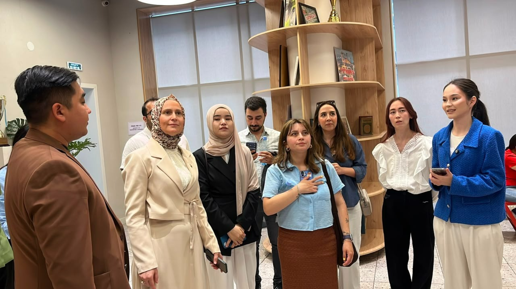 Almaty túrki álemin biriktiredi: Túrkıanyń jastar delegasıasy ońtústik astanaǵa keldi