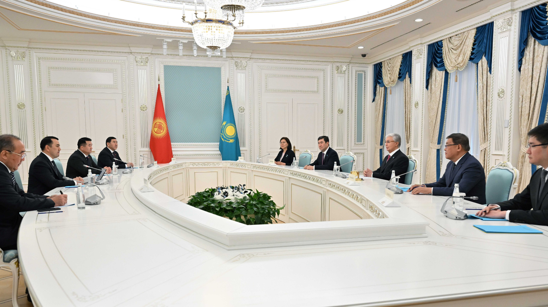 Президент Қырғыз Республикасы Жогорку Кенешінің Төрағасы Марлен Маматалиевті қабылдады