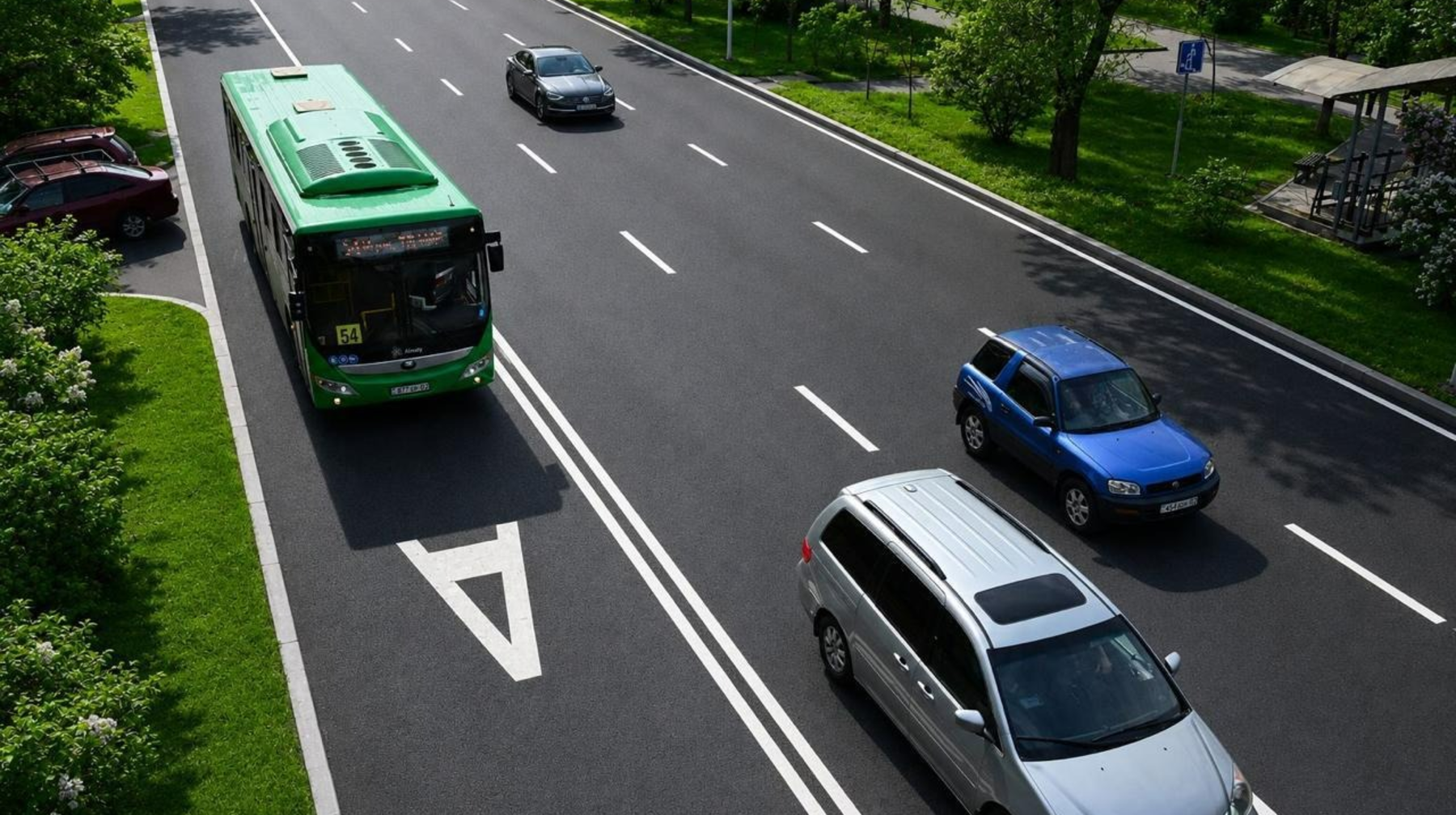 В Алматы с начала года проверили более 1,4 тыс. автобусов на соответствие экологическим нормам